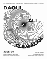Com estreia na noite de 20 de setembro, a mostra Daqui, ali, caracol acontecerá na Cinemateca de Curitiba e exibirá 9 trabalhos audiovisuais realizados no Laboratório Experimental de Interlocução Audiovisual (L.E.I.A). 


O evento é o resultado de cinco meses de pesquisas artísticas conduzidas no L.E.I.A, que consiste em um Projeto de Extensão vinculado ao Programa de Pós-Graduação em Cinema e Artes do Vídeo, da Universidade Estadual do Paraná (PPG-CINEAV/UNESPAR). Financiada pela Política Nacional Aldir Blanc, a iniciativa propõe um espaço para a investigação, reflexão e produção na área de Artes, fomentando o acesso e a integração da comunidade aos ambientes públicos e gratuitos da universidade.


Em sua segunda edição, o L.E.I.A se estruturou a partir de um edital público de seleção, que contemplou 9 projetos voltados à experimentação artística na interface do cinema e do vídeo com as artes visuais.